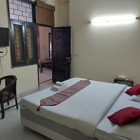 Mandakini Villa New Delhi Extérieur photo