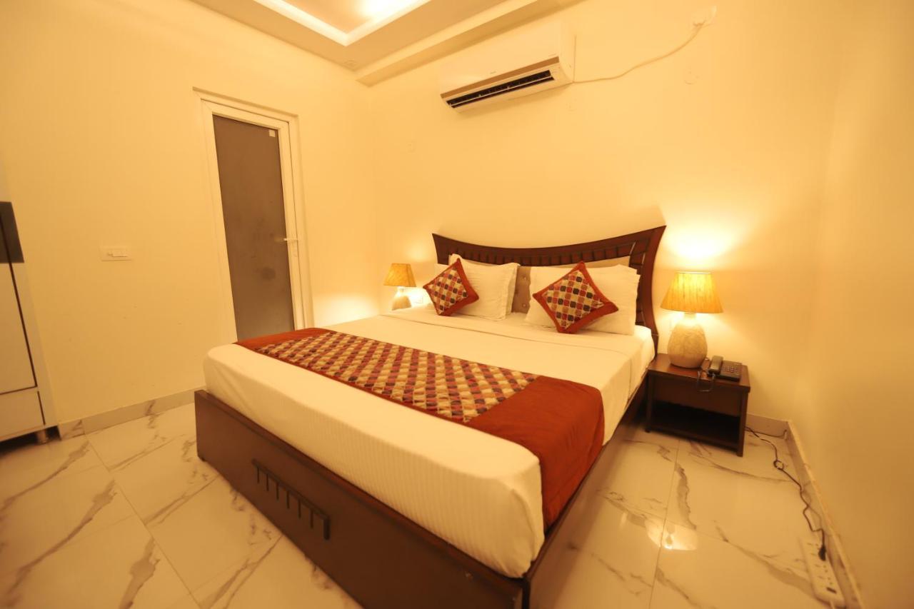 Mandakini Villa New Delhi Extérieur photo