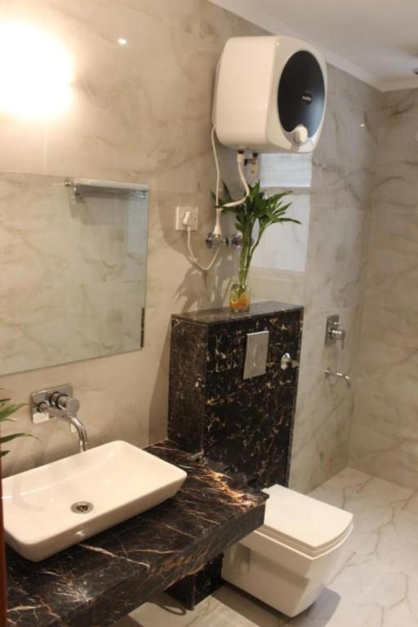 Mandakini Villa New Delhi Extérieur photo